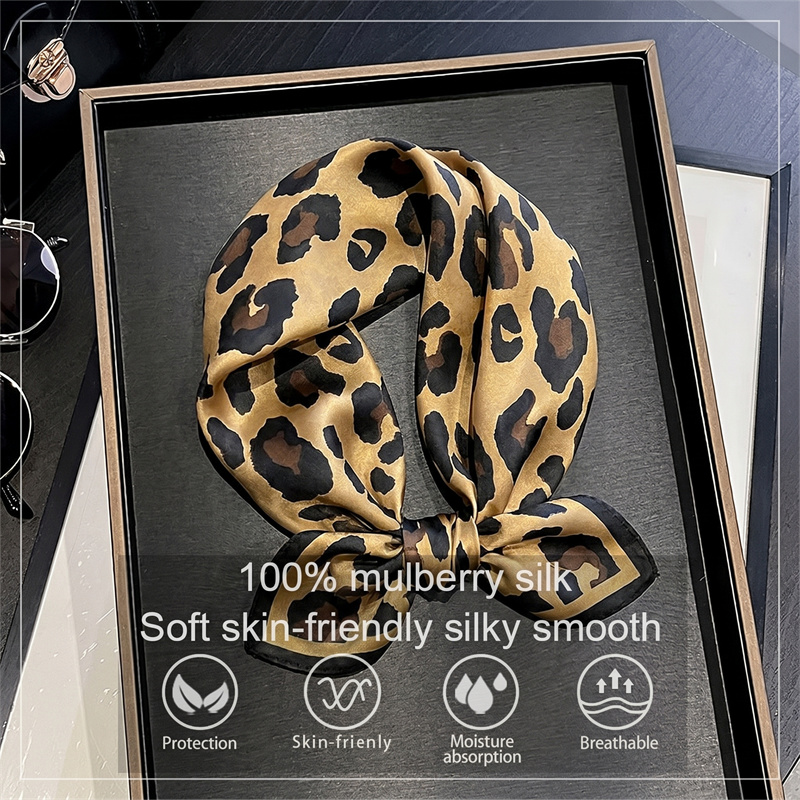 Face Scarf Mask - 100% 실크 스퀘어 스카프 레오파드 프린트